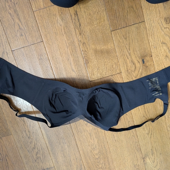 Honey love crossover bra‎ in Black Large 38 B / C - Picture 3 of 7